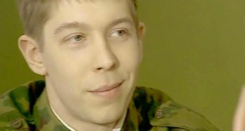 Прощай, юность в сапогах: как выглядят Кузьма Соколов и рядовой Лавров из сериала «Солдаты» 20 лет спустя