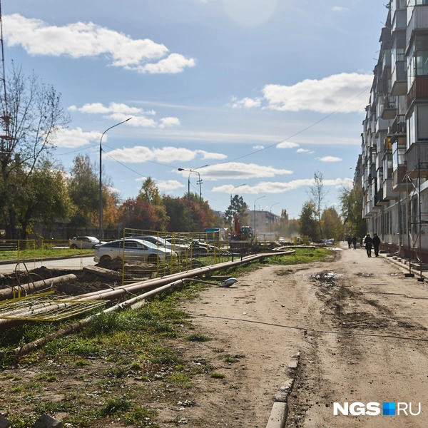 Пройти к поликлинике пожилым людям действительно может быть сложно | Источник: Александр Ощепков / NGS.RU