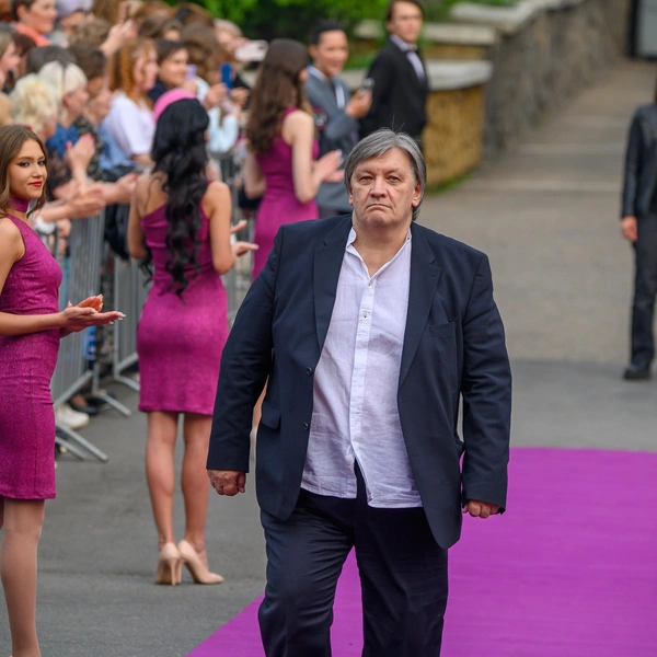Александр Велединский