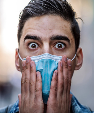 4 вредных последствия ношения масок и как их избежать