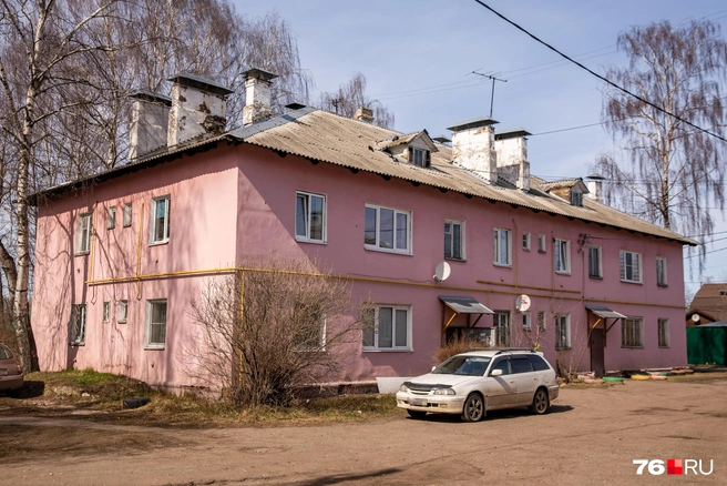 Всего в квартале семь таких домов | Источник: Кирилл Поверинов / 76.RU