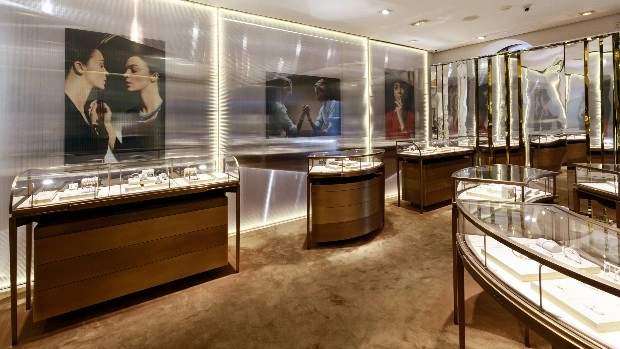 Pop-up инсталляция Cartier в Санкт-Петербурге