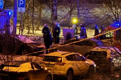 Пожар в Москве: 40 жильцов эвакуированы, машина мешала спасателям