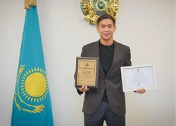 Вратарь «Кайрата» Шерхан Калмурза, ставший известным после матча с «Реалом», получил грант