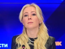 «Сейчас не та ситуация в стране…»: Екатерина Мизулина в Кремле смущенно рассказала о свадьбе с SHAMAN