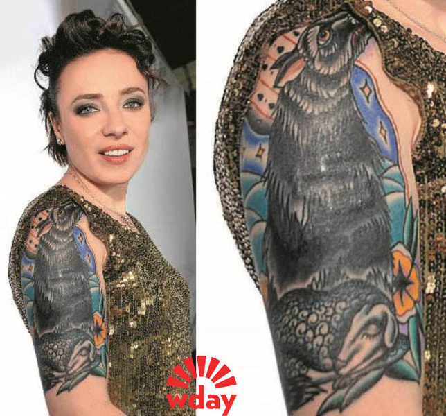 Агния Дитковските и ее татуировки