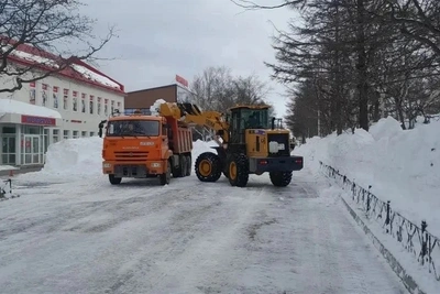 В Охинский район направят технику для уборки снега