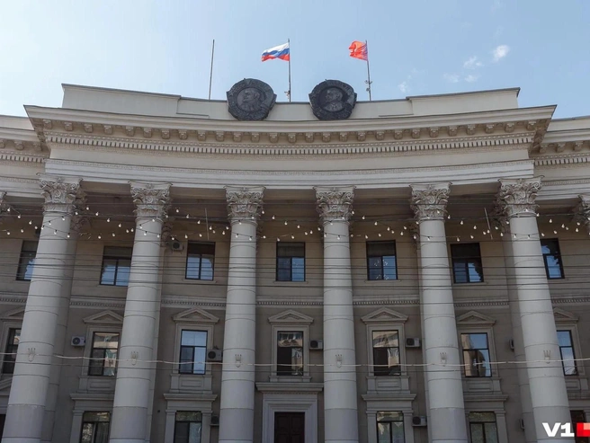 Информация о должностях увольняемых сотрудников не разглашается | Источник: Алексей Волхонский / V1.RU