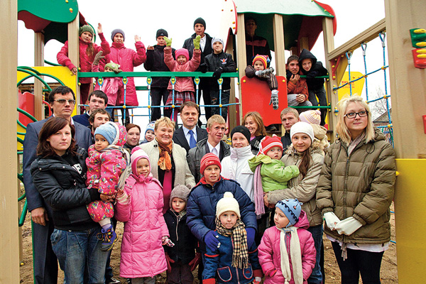 36 детей Натальи Саргановой обещали помогать маме в воспитании Матвея