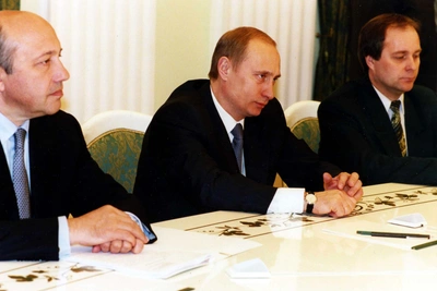Дипломат из Зауралья переводил Путина и Ельцина