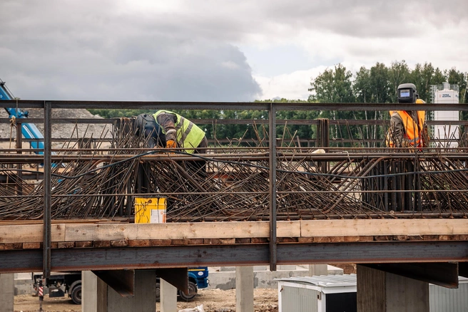 Обустройство спусков является элементом крупного проекта по ремонту моста | 142.ru