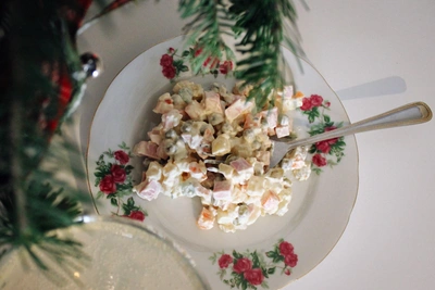 Рассольник и салат «Столичный» в меню СИЗО Прикамья