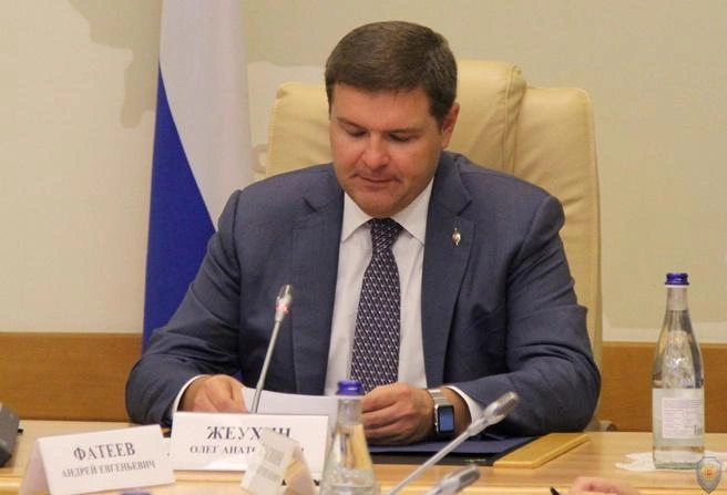 Олег Жеухин стал пятым министром, отстранение от должности которого 161.RU анонсировал в ноябре прошлого года | Источник: Donland.ru
