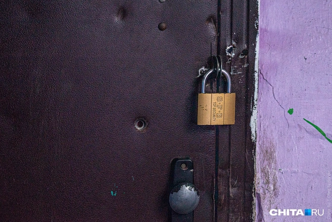 Мама сменила замки и выгнала дочь из дома, поскольку понимала, что уже не может с ней справиться | Источник: Олег Фёдоров / CHITA.RU