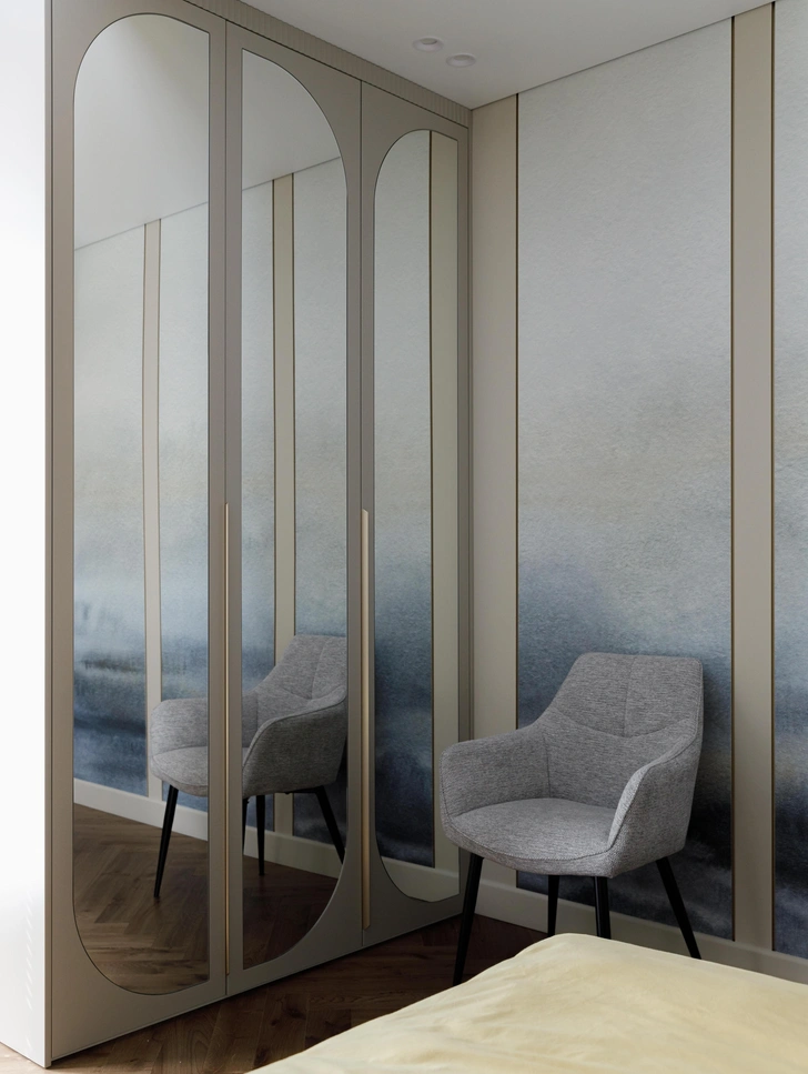 Фреска, «Ортограф». Теневые рейки, Laconistic. Шкаф выполнен на заказ по эскизам дизайнера. | Источник: Елизавета Гуровская. Стиль: Анна Стрижак