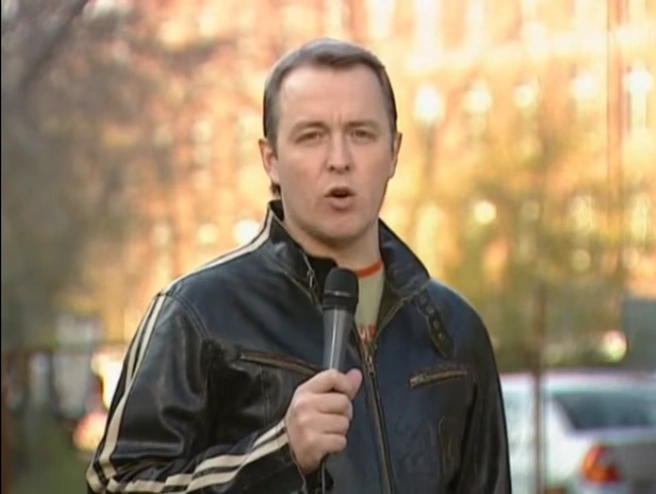 Кого только не успел спародировать актер, в том числе и героев телешоу 1990-х | Источник: кадр из шоу «Большая разница» (16+), Первый канал, 2008 год