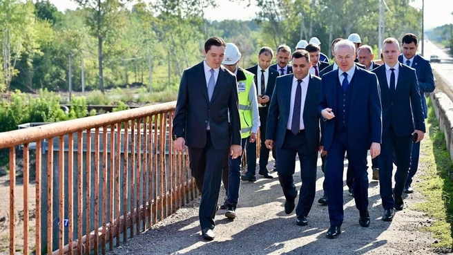 Андрей Назаров, судя по его посту в соцсетях, остался доволен работой «Мостостроя-11» | Источник: Андрей Назаров / T.me