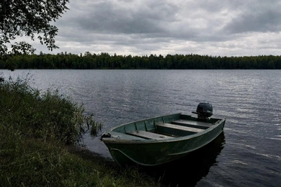 Мотор работал, но рыбака не было: трагедия на Большом Солозере