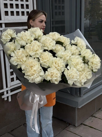 Так выглядит букет из французских роз | Источник: «Цветочная империя»
