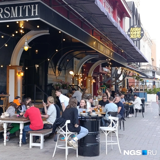Веранда бара Hammersmith | Источник: Стас Соколов / NGS.RU