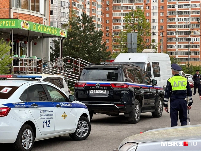 На место происшествия приехали силовики | Источник: Александра Какасьева / MSK1.RU
