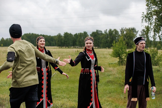 Были и такие необычные болельщики | Источник: Антон Басанаев