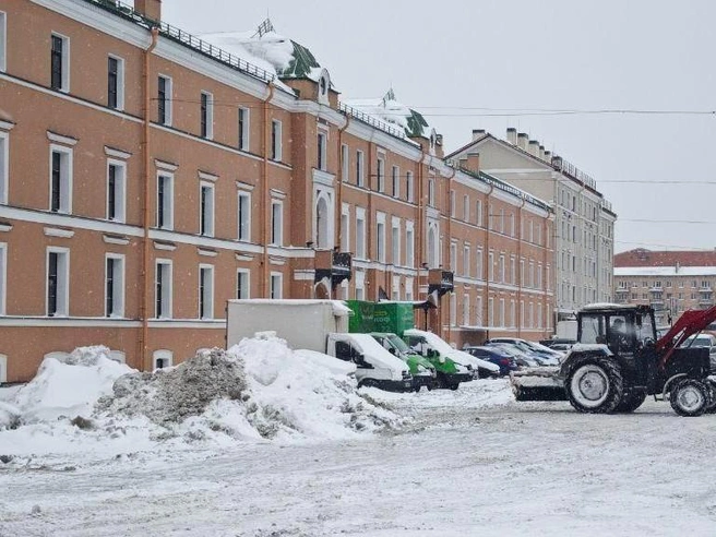 Петербургская дорожная служба оштрафована за плохую уборку снега | Источник: Анжела Мнацаканян / FONTANKA.RU
