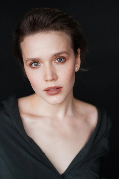 Стать актрисой девушка решила еще в школе | Источник: предоставлено Анастасией Артемьевой