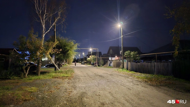 Улица Галкинская вечером | Источник: Дарья Никитченко / 45.RU
