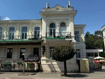 Здание на Курортном бульваре | Источник: Анастасия Барышникова