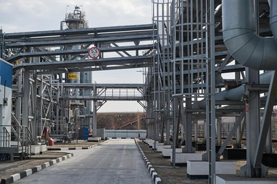 Казахстан перенаправит нефть в Усть-Лугу из-за остановки транзита