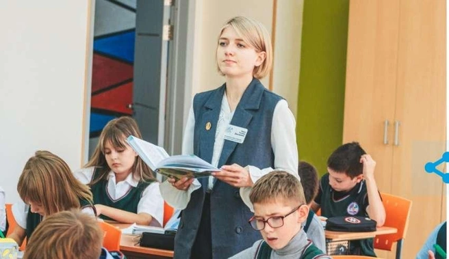 Показ фильмов будет допустим в ходе занятий по таким предметам, как литература, история, изобразительное искусство и музыка | Источник: nk-tv.com