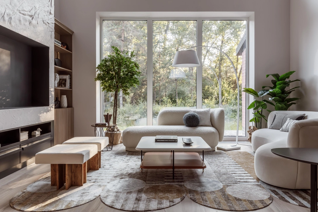 Уютный дом с видом на лес в Воронеже | Источник: Михаил Чекалов