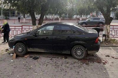 В Камышине иномарка без водителя сбила трех человек