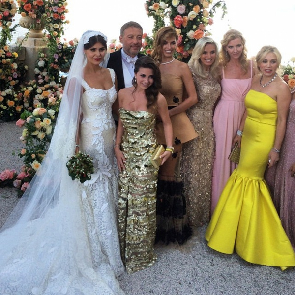 Дом Gucci, радость Вавилова, гордость Клюкиной: почему российских миллионеров тянет на свадебную виллу в Комо