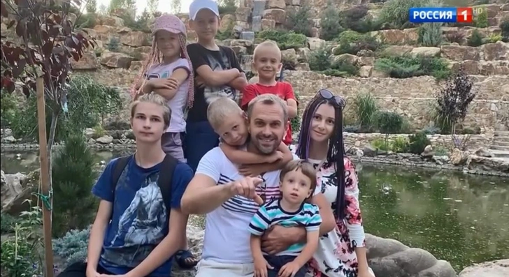 Комашко встретил свою первую и единственную жену в 13 лет