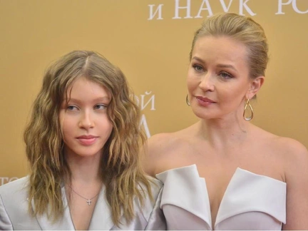 Дерзкий сын Собчак, скромная дочь Волочковой, загадочная Пересильд: какими растут дети знаменитых родителей