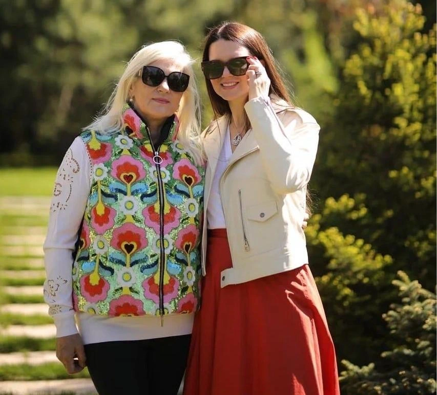 Людмила Батенева, мама Натальи, входит в Совет ее благотворительного фонда | Источник: Наталья Торнквист / Vk.com