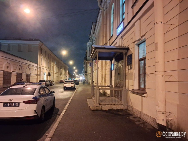 Обстановка у отдела полиции | Источник: Анна Мотовилова / «Фонтанка.ру»