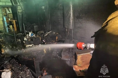 Трое погибли при пожаре в частном доме в Барнауле