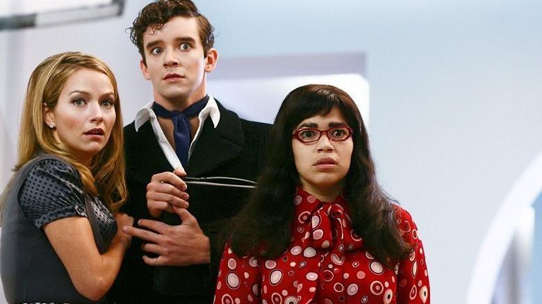 Тайны, сплетни и пригород: 10 сериалов, похожих на «Отчаянных домохозяек»