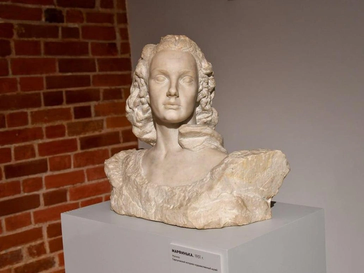 Сергей Коненков. «Марфинька» (авторское повторение), 1951. Мрамор. Серпуховский историко-художественный музей. | Источник: пресс-служба музея