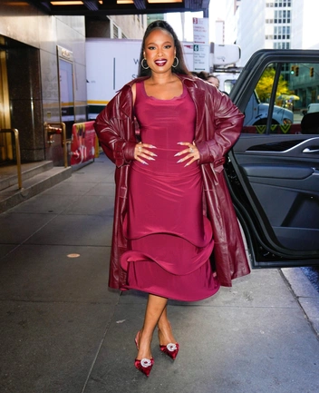 Дженнифер Хадсон составила идеальный образ на корпоратив | marieclaire.ru