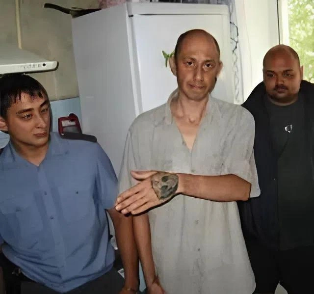 Ряполов пытался запутать следствие, перебив татуировку на руке | Источник: архивное фото СК