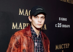 Копейкин: «Бузова назвала меня своим крашем, сказала: „Ой, какой лапа“. Но до сих пор не написала»