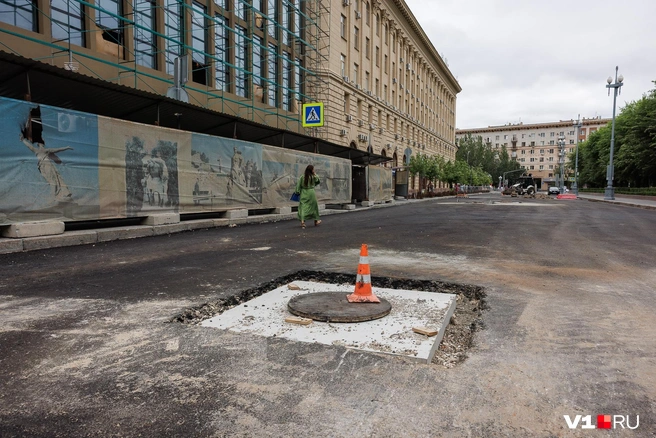 Точная дата окончания работ уже не называется | Источник: Алексей Волхонский / V1.RU