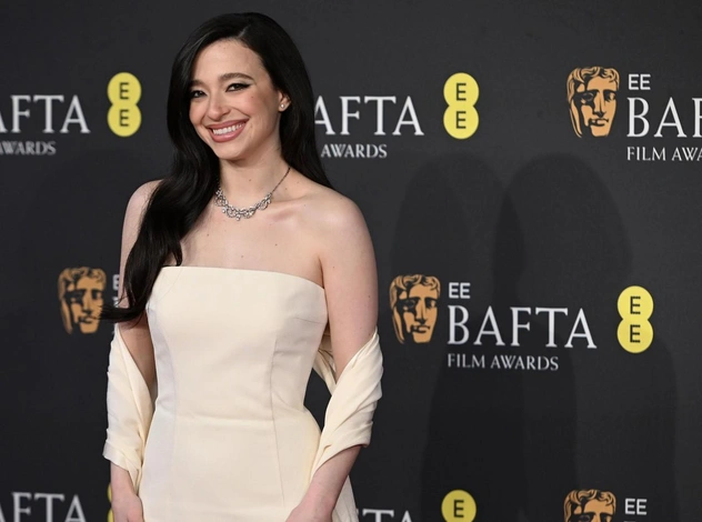BAFTA-2025: лучшие звездные образы с красной дорожки премии