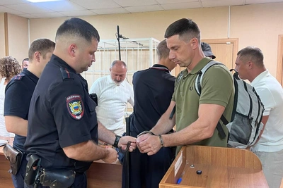 Троих новосибирцев осудили за вымогательство и разбой