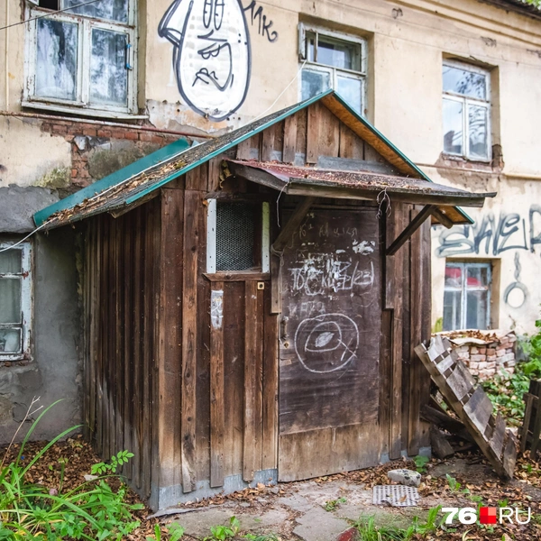 Признали бы в этом здании жилой дом? | Источник: Кирилл Поверинов / 76.RU