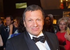 «Приличных слов нет!»: Владимир Соловьев отреагировал на афиши с Максом Барских по Москве